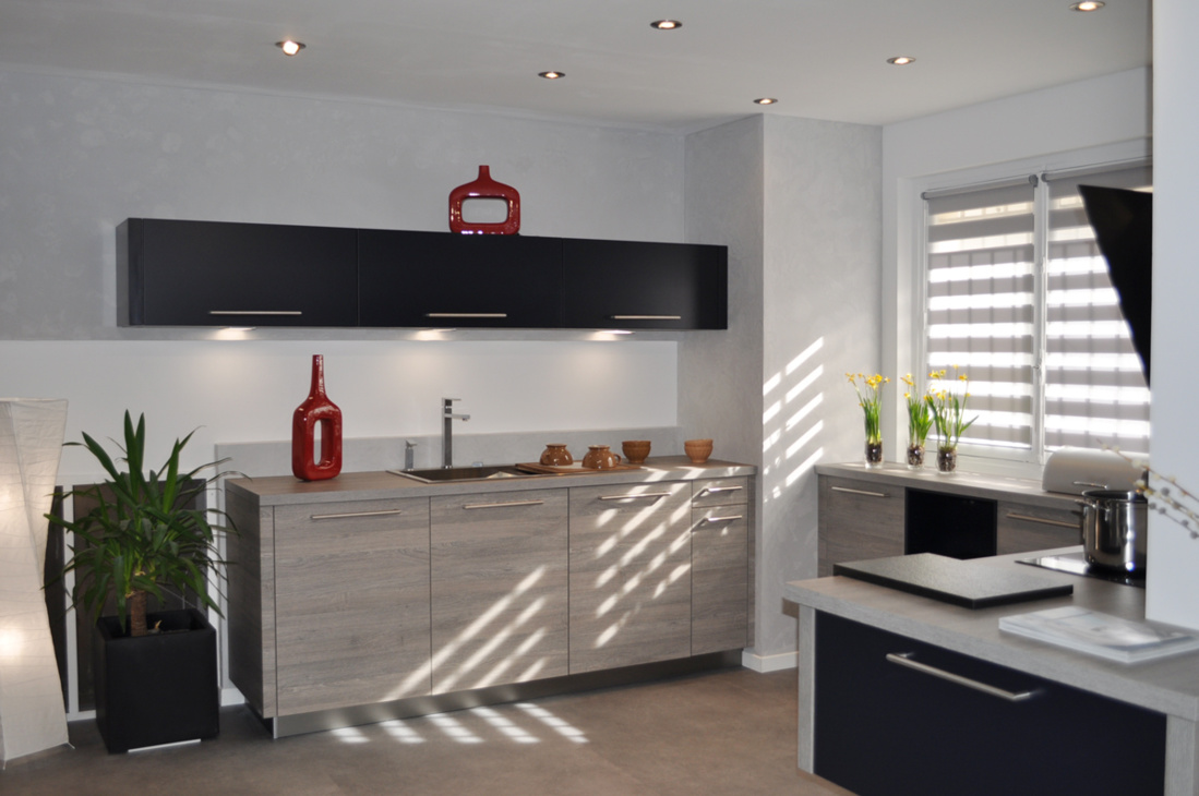 Une des cuisines présentées au show room Une des cuisines présentées au show room